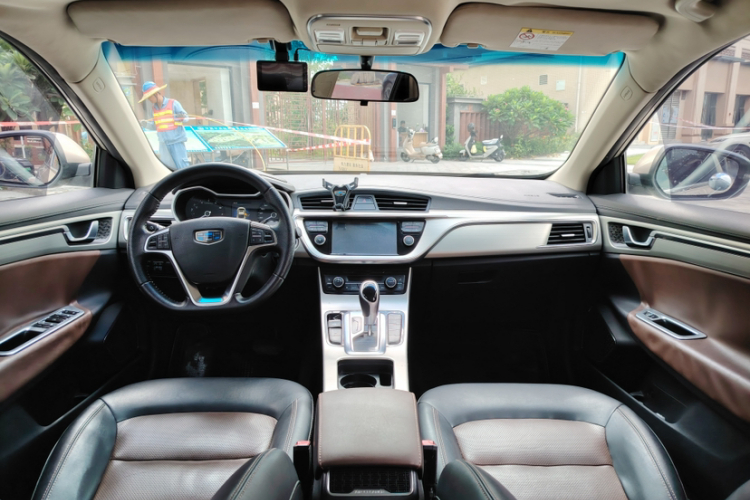 吉利汽车 帝豪GL 2017款 1.3T DCT尊贵型中控内饰7006