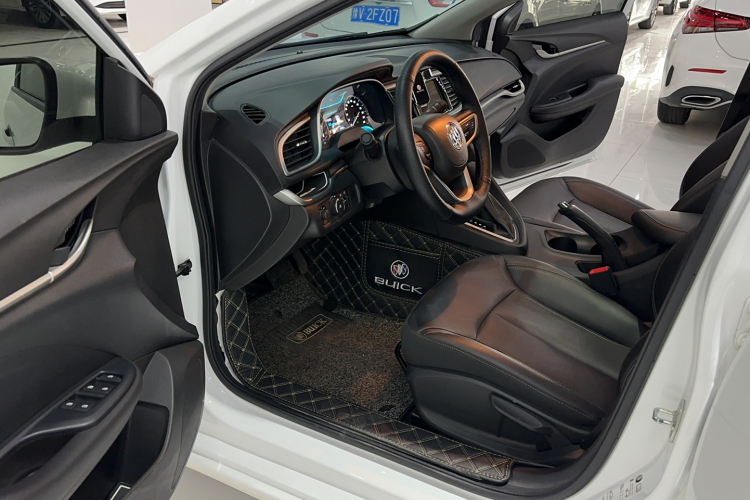 别克 英朗 2021款 改款 典范 1.5L 自动精英型中控内饰7002