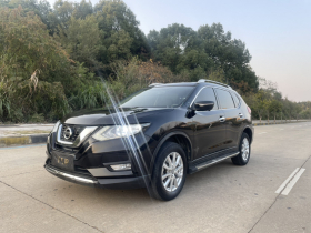 日产 奇骏 2017款 2.0L CVT舒适版 2WD