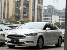 福特 蒙迪欧 2018款 EcoBoost 200 时尚型