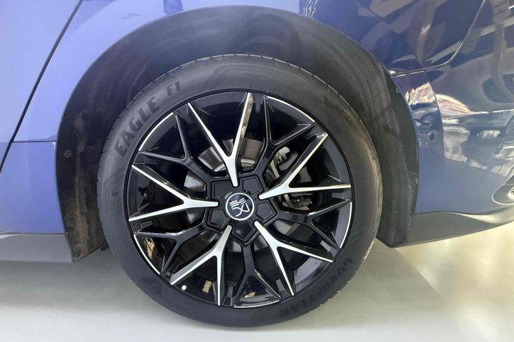 比亚迪 汉 2022款 EV 创世版 610KM四驱尊享型车身外观6007