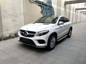 奔驰GLE轿跑 2017款 GLE 320 4MATIC 轿跑SUV