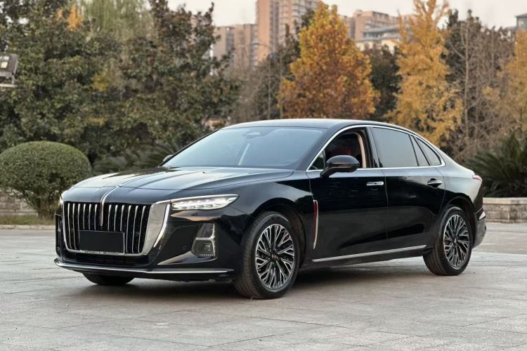 红旗H5 2024款 2.0T 自动智联旗畅版车身外观1