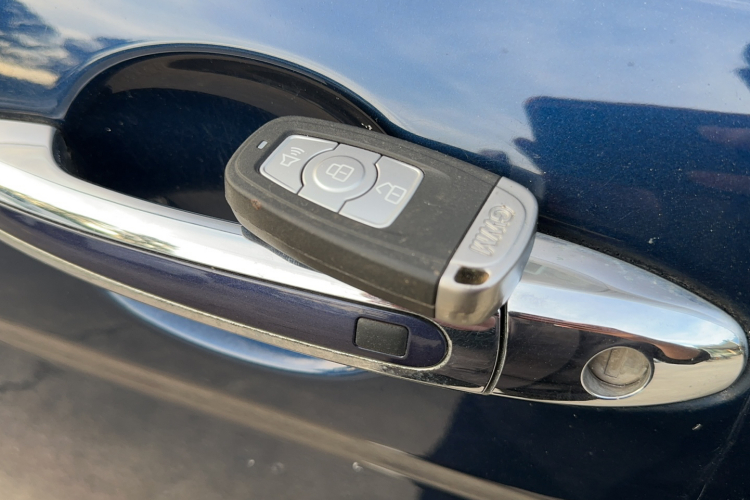 哈弗H6 2014款 运动版 1.5T 手动两驱精英型中控内饰7001