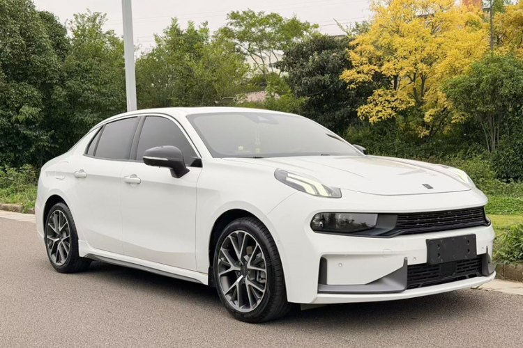 领克03 2019款 2.0TD 自动劲Pro版车身外观6001