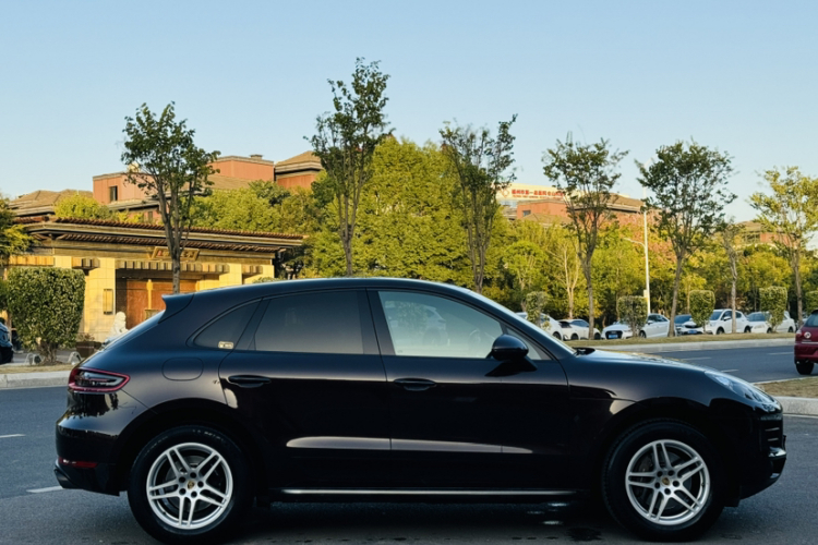 保时捷 2017款  Macan 2.0T车身外观6009