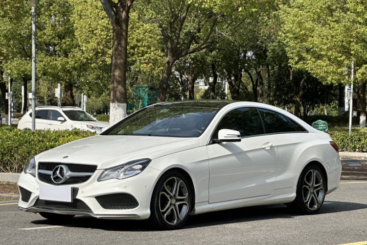 奔驰E级(进口) 2014款 E 200 轿跑版车身外观1