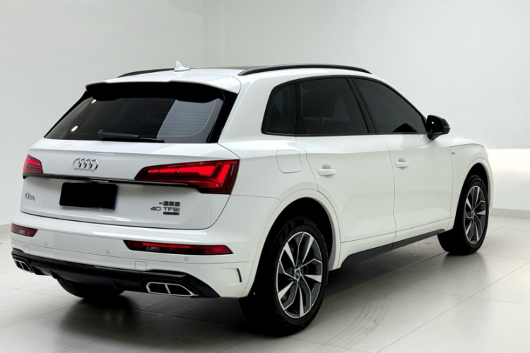 奥迪Q5L 2024款 40 TFSI 豪华动感型车身外观6006
