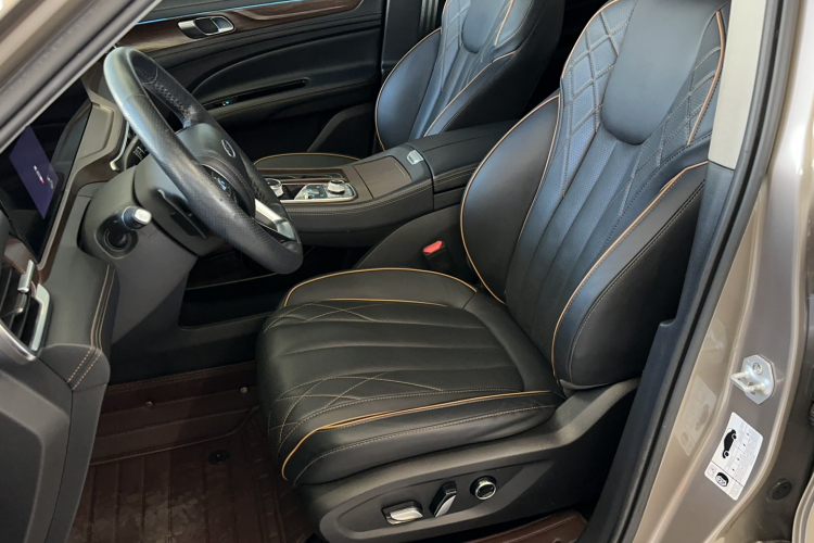 福特 领裕 2021款 EcoBoost 225 尊领型 6座局部细节19