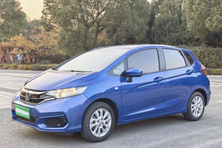 本田 飞度 2018款 1.5L CVT舒适天窗版车身外观1