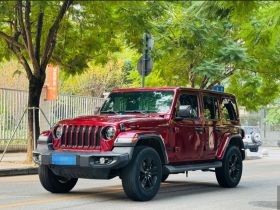 Jeep 牧马人 2022款 2.0T 高地四门版