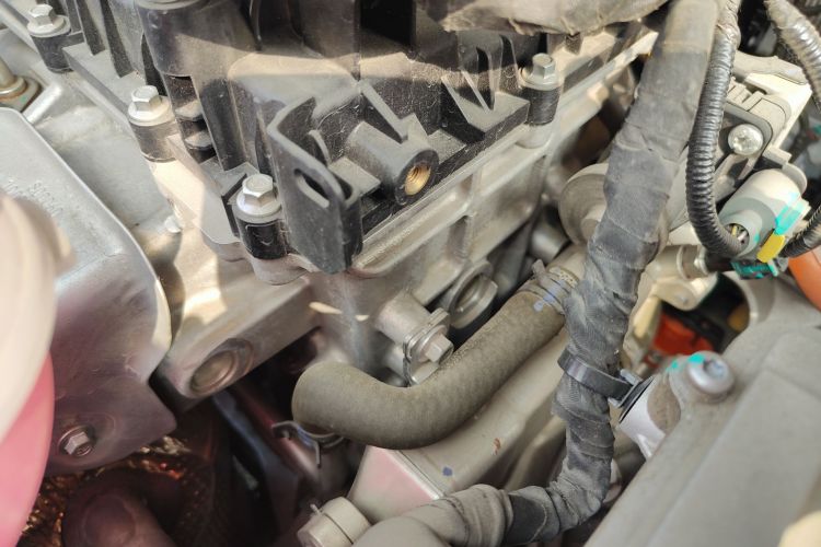 零跑汽车 零跑C01 2023款 增程 316 智享版局部细节9001