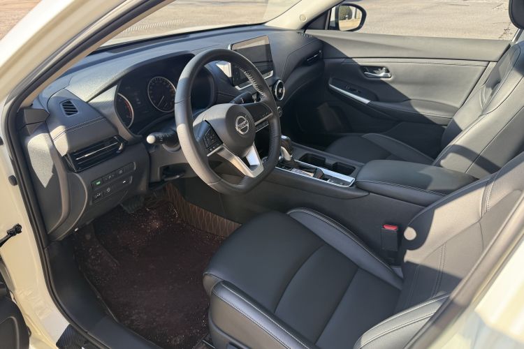 日产 轩逸 2022款 1.6L XL CVT悦享版中控内饰7001