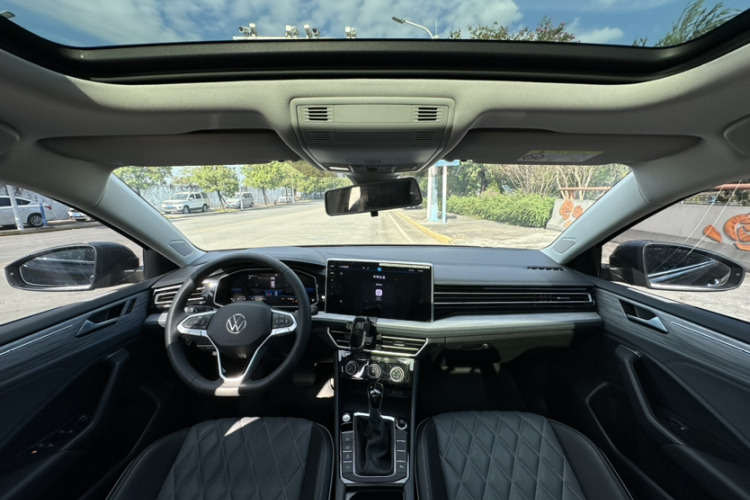 大众 速腾 2023款 300TSI DSG超越版局部细节16