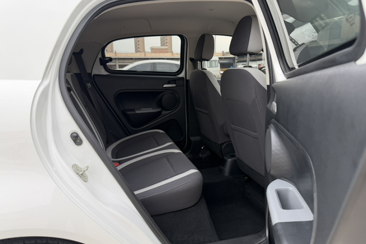 欧拉黑猫 2021款 301km 萌宠版中控内饰7005