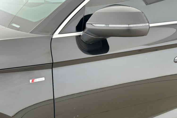 奥迪Q5L 2022款 改款 45T 豪华动感型车身外观6010