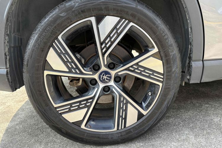 比亚迪 宋Pro新能源 2023款 冠军版 DM-i 110KM卓越型车身外观6006