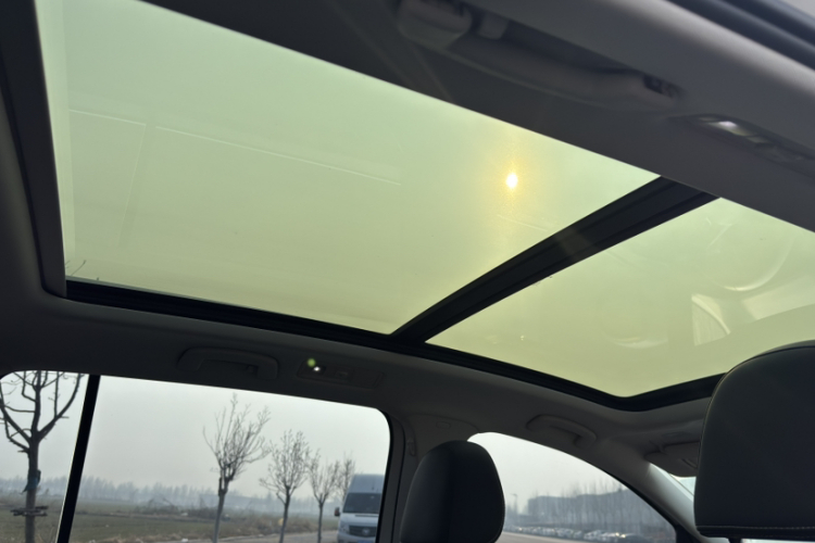 大众 2016款 途安L 280TSI DSG豪华版局部细节22