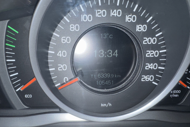 沃尔沃XC60 2015款 T5 智进版中控内饰15