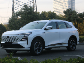 长安CS75 PLUS 2025款 第四代 1.5T 新蓝鲸 智慧旗舰型