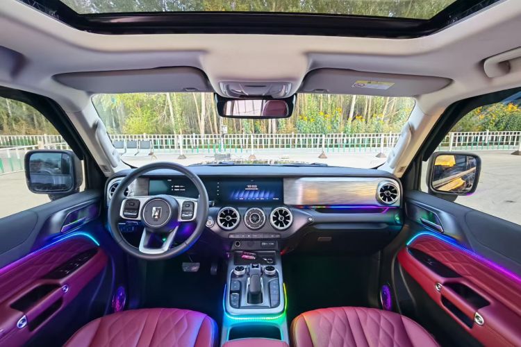 坦克300 2024款 2.0T 挑战者中控内饰7001