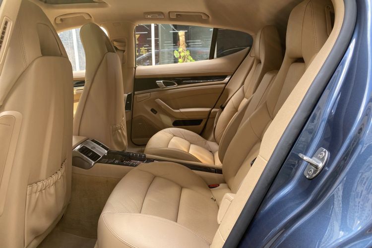 保时捷 2014款 Panamera 4 3.0T中控内饰7002