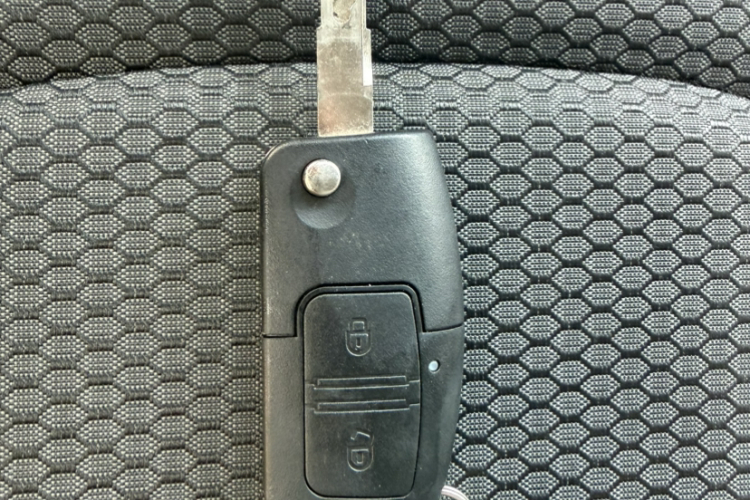 江铃 特顺 2019款 2.8T商运型短轴中顶6座国VI JX493中控内饰7002