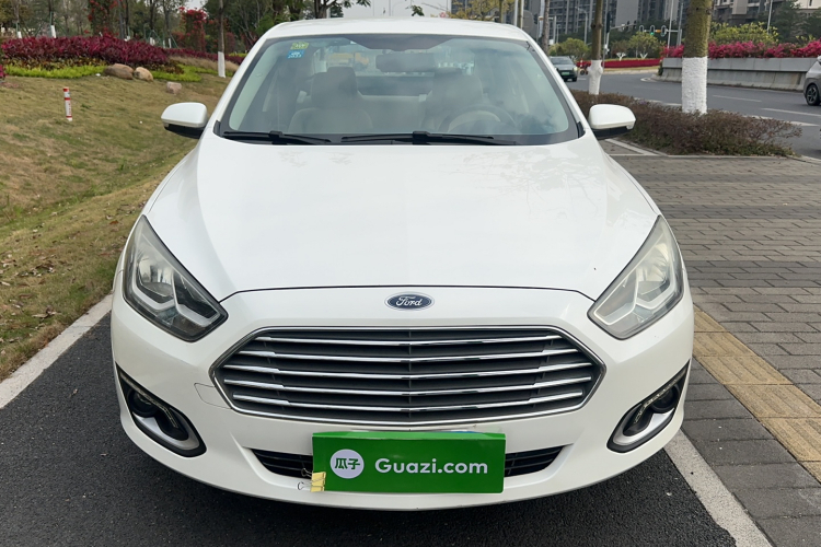 福特 福睿斯 2015款 1.5L 自动舒适型车身外观6001