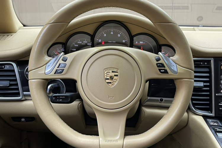 保时捷 2014款 Panamera 3.0T中控内饰7001
