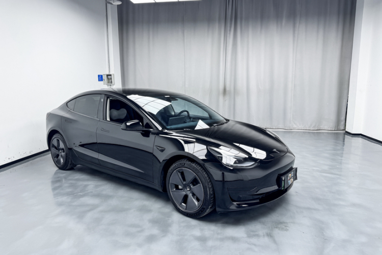 特斯拉 Model 3 2022款 后轮驱动版车身外观6003