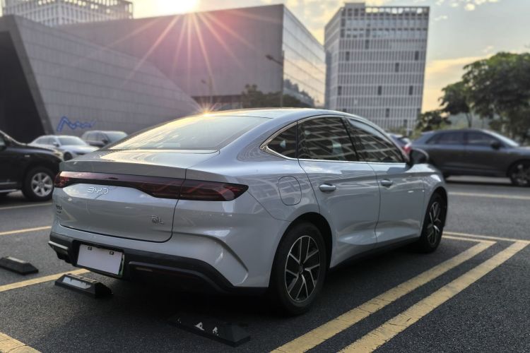 比亚迪 秦L 2024款 DM-i 120KM超越型车身外观6008