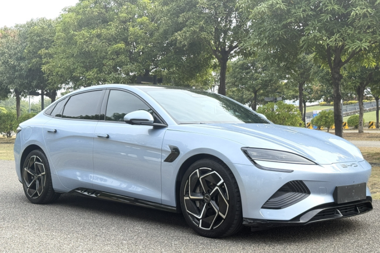 比亚迪 海豹 2022款 700km 长续航后驱版车身外观6005