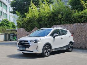 江汽集团 瑞风S3 2017款 1.6L CVT豪华智能型