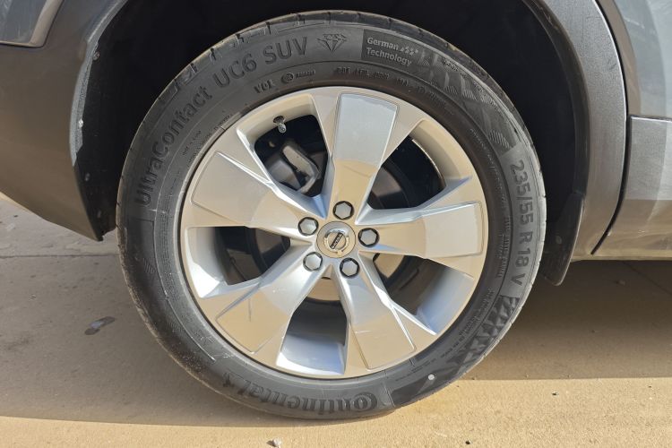 沃尔沃XC40 2020款 T3 智行时尚版车身外观6014