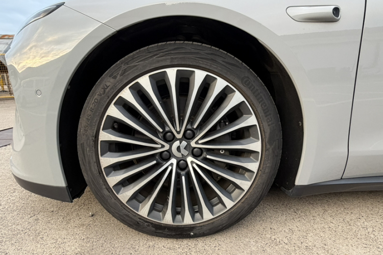 蔚来ET7 2022款 75kWh车身外观6008