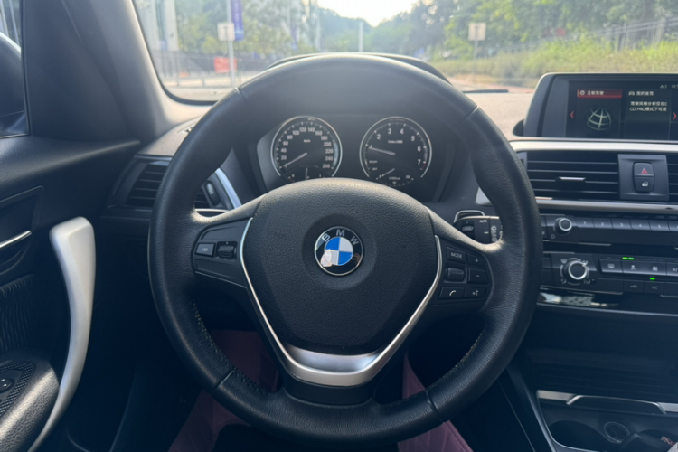 宝马1系(进口) 2018款 118i 领先型局部细节13