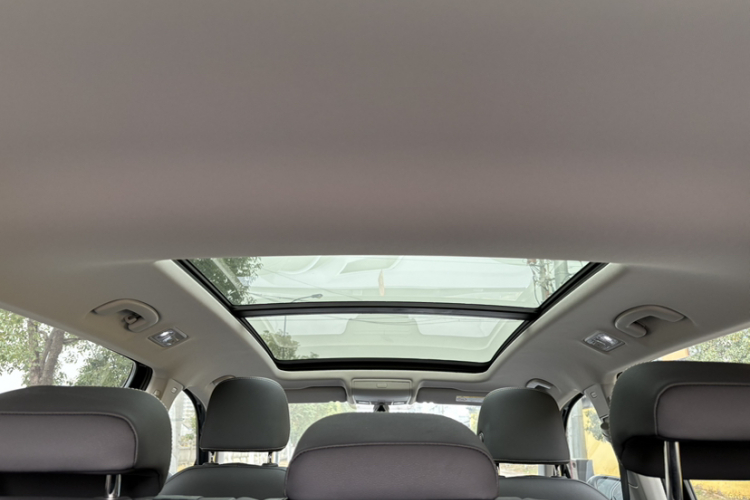 大众 途观L 2021款 380TSI 自动四驱R-Line越享版7座局部细节22