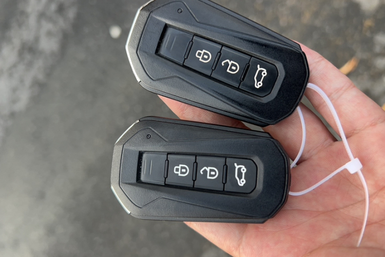 江铃 驭胜S330 2016款 1.5L GTDi 自动两驱尊贵版中控内饰7002