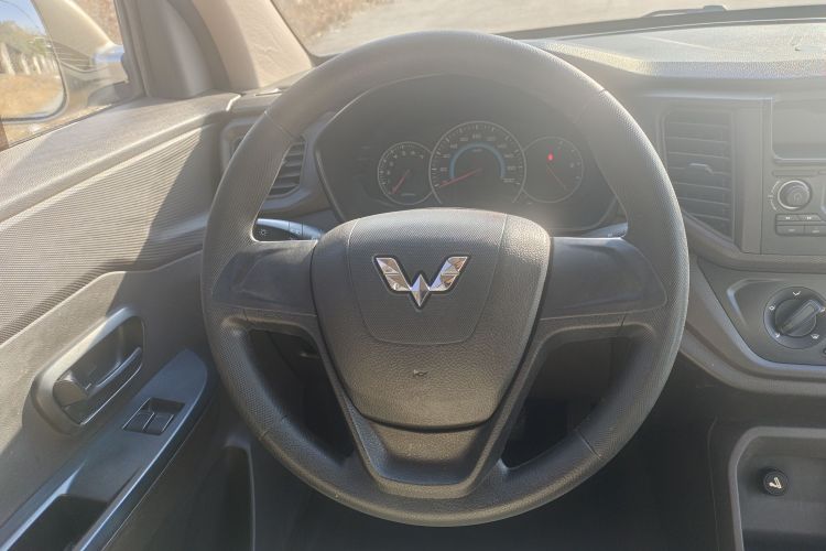 五菱汽车 五菱宏光V 2019款 1.5L标准型L2B局部细节13