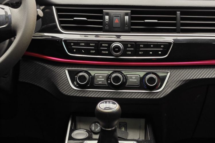 东风风行 风行T5 2020款 1.6L 手动舒适型 国VI中控内饰7010