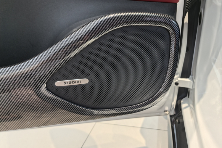 小米汽车 小米SU7 2024款 后驱长续航智驾版中控内饰7005