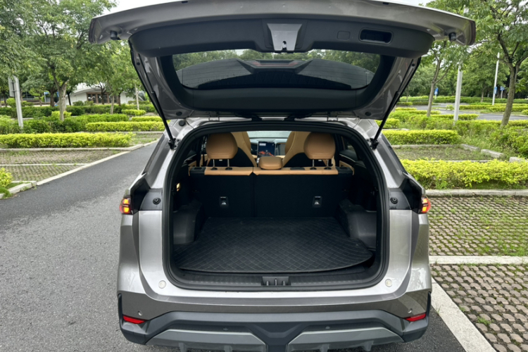 吉利银河 银河L7 2023款 1.5T 115km PLUS局部细节23