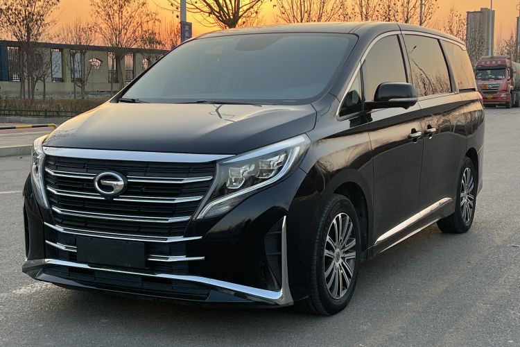 广汽传祺 传祺M8 2023款 领秀系列 390T 至尊版车身外观6004