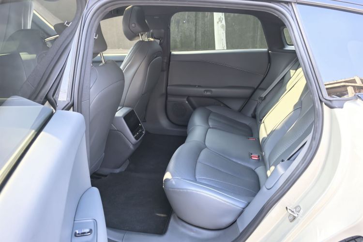 小鹏P7+ 2024款 长续航 Max中控内饰7004