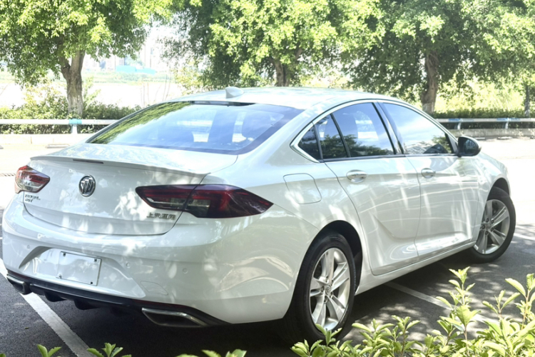 别克 君威 2017款 20T 精英型车身外观6003