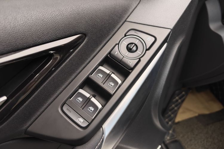 福特 领界 2019款 EcoBoost 145 CVT尊领型PLUS 国VI中控内饰7002