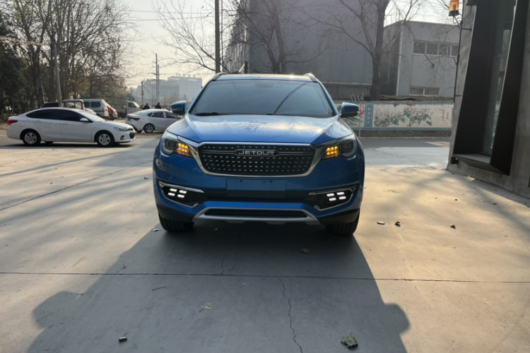 捷途X70S 2019款 1.5T 自动坦途版 国V车身外观6004