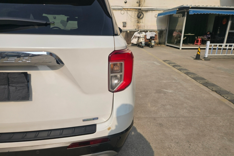 福特 探险者 2020款 EcoBoost 285 后驱风尚版 6座车身外观6009