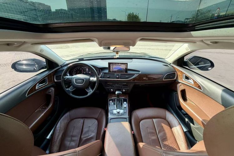 奥迪A6L 2014款 30 FSI 舒适型中控内饰7001