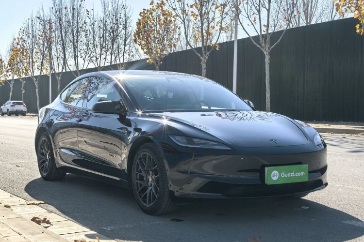 特斯拉 Model 3 2023款 后轮驱动版车身外观6003